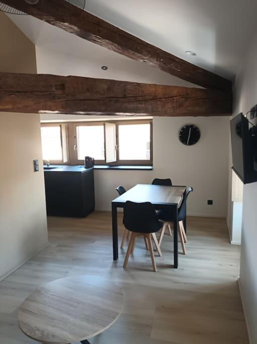 Chez David - Vacances Sous Les Toits Brioude Buitenkant foto